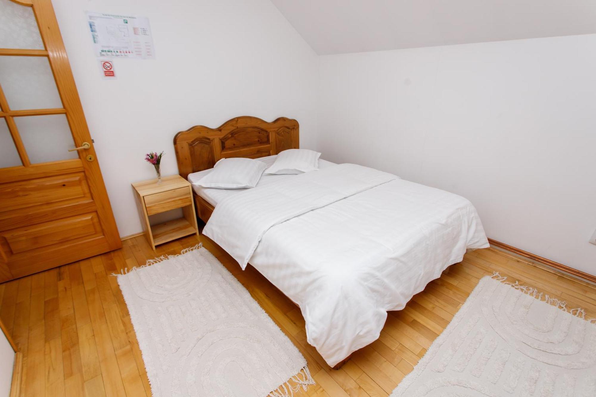 Casa Rumelia Paltineni Eksteriør billede